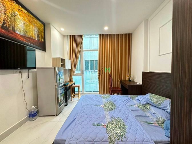Hình ảnh Studio full nội thất cửa sổ lớn ngày Huỳnh Tấn Phát Quận 7