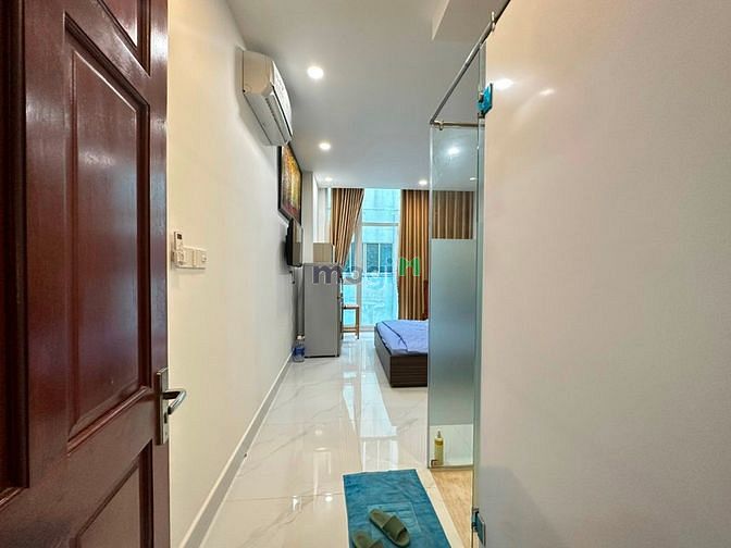 Hình ảnh Studio full nội thất cửa sổ lớn ngày Huỳnh Tấn Phát Quận 7