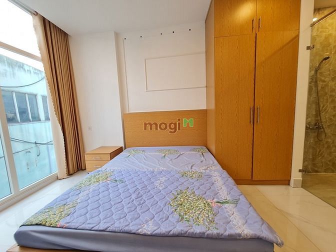 Hình ảnh Studio full nội thất cửa sổ lớn ngày Huỳnh Tấn Phát Quận 7