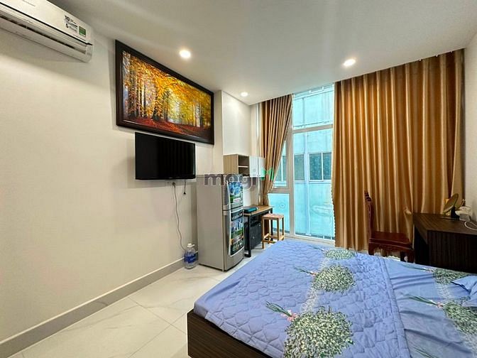 Hình ảnh Studio full nội thất cửa sổ lớn ngày Huỳnh Tấn Phát Quận 7