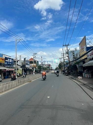 Hình ảnh Cho thuê 1200m2 đất full thổ  Mặt Tiền Huỳnh Tấn Phát,P.Tân Phú ,Q 7