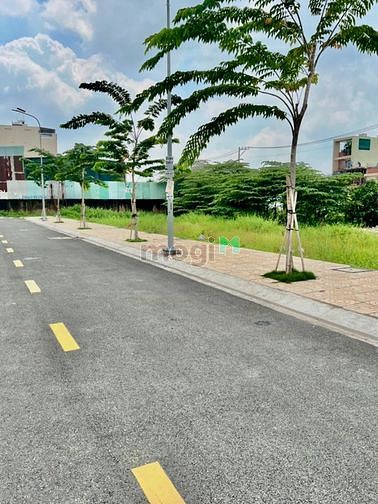 Hình ảnh Bán đất mặt tiền hẻm 65 , đường Tăng Nhơn Phú , Q9 - 86m2 giá 2ty5