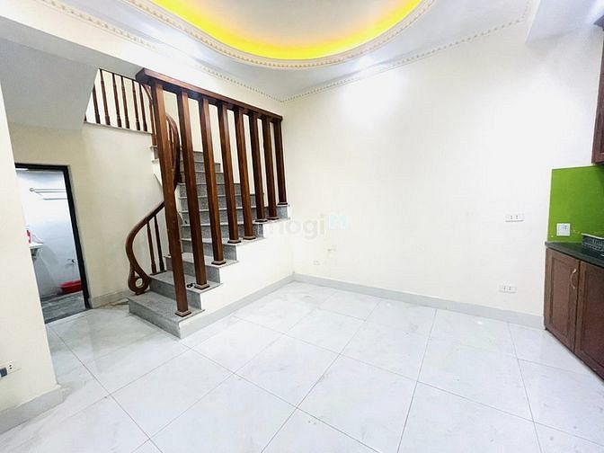Hình ảnh Chủ cần bán gấp căn lô góc có sân Đống Đa 4T 39m2 nhỉnh 5 tỷ.