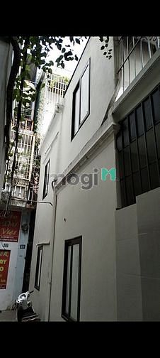 Hình ảnh Chủ cần bán gấp căn lô góc có sân Đống Đa 4T 39m2 nhỉnh 5 tỷ.