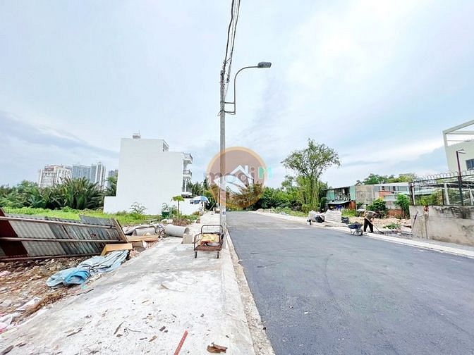 Hình ảnh Bán đất mặt tiền đường số cắt Lâm Văn Bền Quận 7