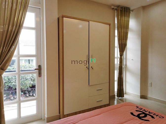 Hình ảnh Studio đang trống đây khách ơi