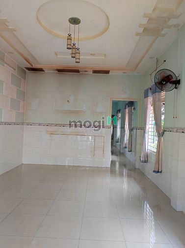 Hình ảnh Nhà nguyên căn rộng rãi co vườn cây  hồ cá