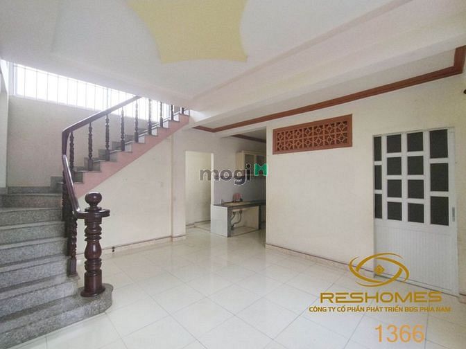 Hình ảnh Cho thuê mặt bằng 400m2 khu long bình kinh doanh tự do