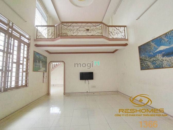 Hình ảnh Cho thuê mặt bằng 400m2 khu long bình kinh doanh tự do