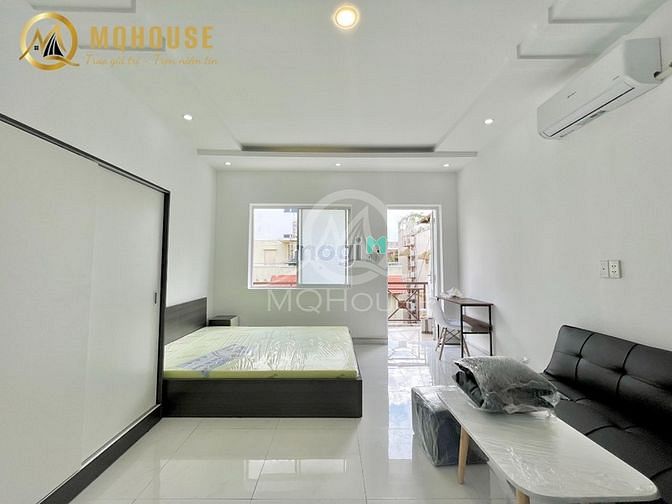 Hình ảnh Căn Studio Ban Công Riêng Thoáng Mát - Gần Chợ Phạm Văn Hai