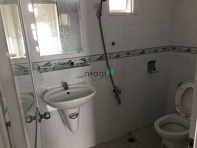 Hình ảnh Cho Thuê Nhà Nguyễn Biểu Quận 5