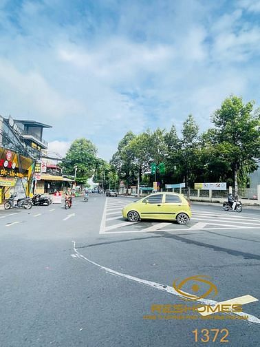 Hình ảnh Cho thuê lô đất trống siêu Vip ngay đường Trương Định ,P.Tân Mai