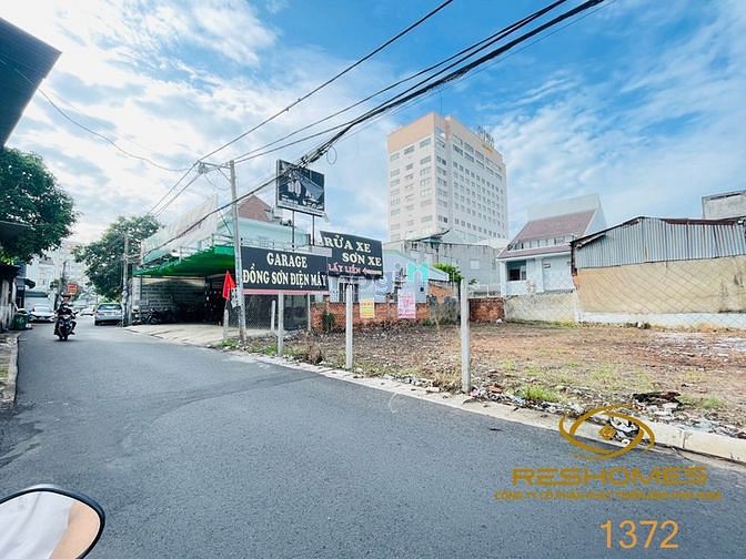 Hình ảnh Cho thuê lô đất trống siêu Vip ngay đường Trương Định ,P.Tân Mai