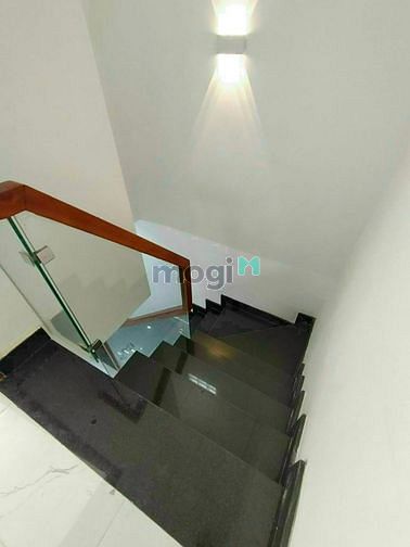 Hình ảnh 3 tỷ 25 còn bớt, Miếu Gò Xoài - Bình Tân. Nhà mới đẹp ở ngay.