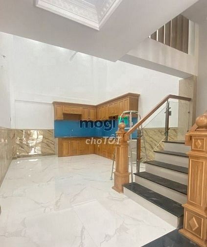 Hình ảnh Chỉ còn đúng 1 căn SHR 5PN-5NVS 2 giếng trời sân thượng