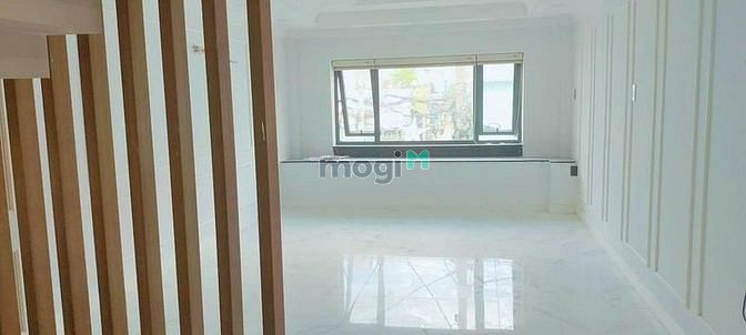 Hình ảnh Chỉ còn đúng 1 căn SHR 5PN-5NVS 2 giếng trời sân thượng
