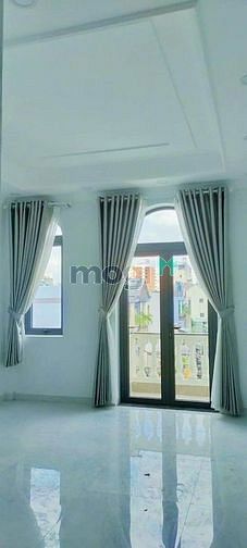 Hình ảnh Chỉ còn đúng 1 căn SHR 5PN-5NVS 2 giếng trời sân thượng