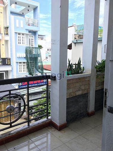 Hình ảnh CHDV máy lạnh full nội thất sân ban công rộng