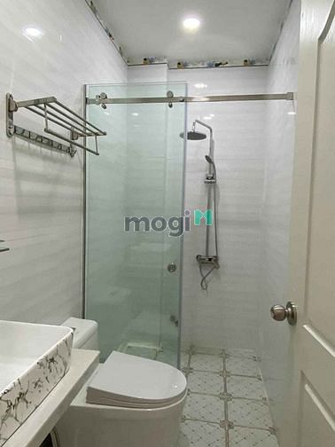 Hình ảnh Chuyển công tác bán nhà Lê Thúc Hoạch, Tân Phú 2tỷ080 72m2 SHR