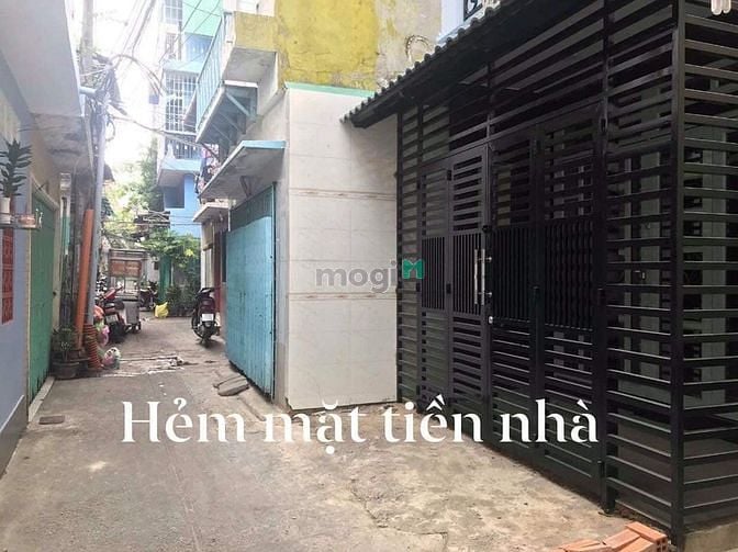 Hình ảnh Nhà Cách 1 Căn ra MẶT TIỀN TRẦN KHẮC CHÂN ngay TRẦN QUANG KHẢI Quận 1