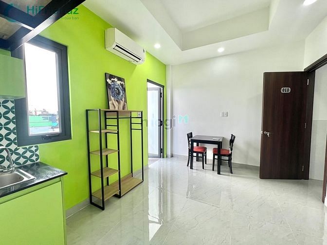 Hình ảnh Ban công full nội thất máy giặt riêng.