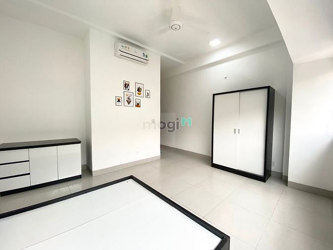 Hình ảnh Cho Thuê CHDV Full Nội Thất Cửa Sổ Thoáng Ngay Chợ Tân Hương