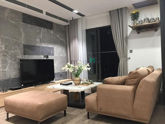 Hình ảnh Cho thuê chung cư 93 Láng Hạ 2 ngủ đồ cơ bản 15 triệu vào luôn