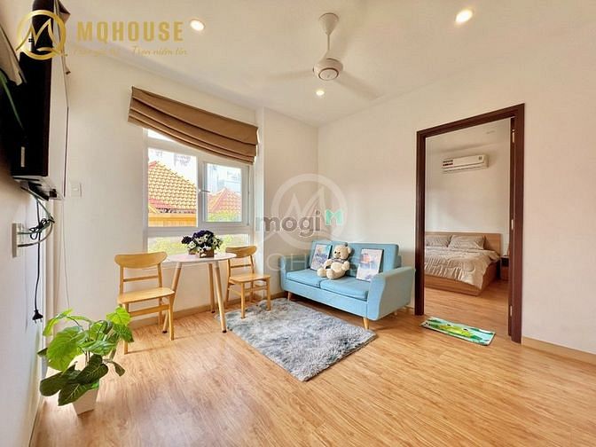 Hình ảnh Căn 1PN _ Ban Công + Cửa Sổ Thoáng Mát _ Gần Sân Bay