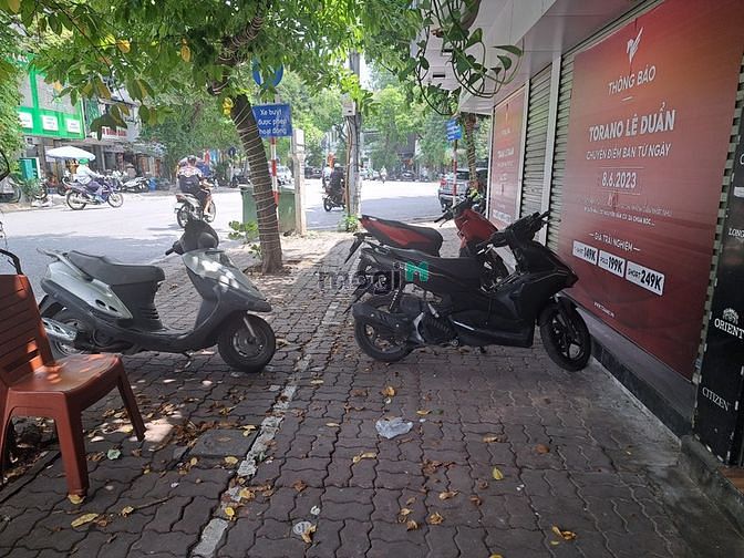Hình ảnh Cho thuê căn góc siêu đắc địa mặt phôd Lê Duẩn