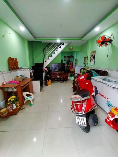 Hình ảnh Bán nhà 2 tầng  Đoàn văn bơ quận 4 chỉ 1 tỷ 875