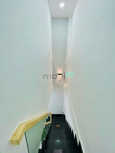 Hình ảnh Nhà 1 xẹt giá mềm 1T 3L sân thượng DTSD 480m2