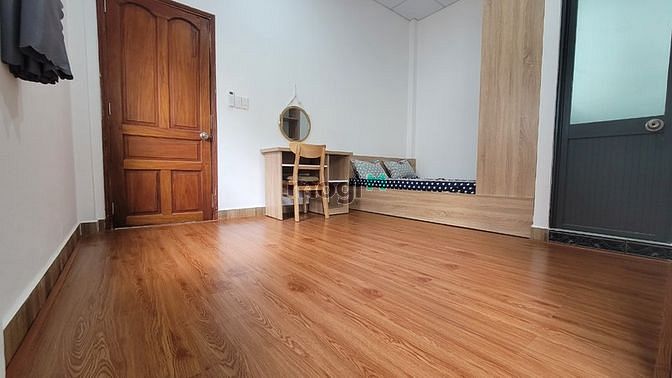 Hình ảnh Một Phòng Ngủ Tách Bếp Đầy Nắng Cửa Sổ