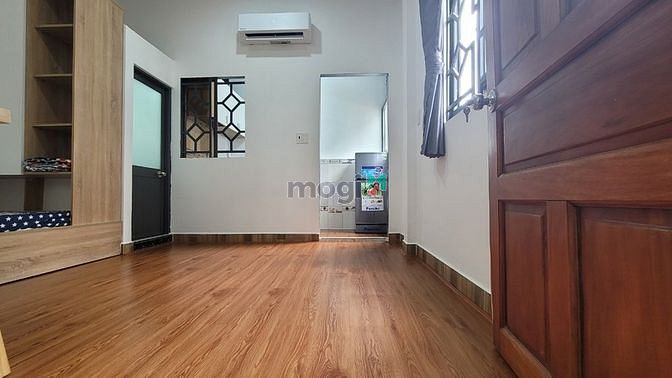 Hình ảnh Một Phòng Ngủ Tách Bếp Đầy Nắng Cửa Sổ
