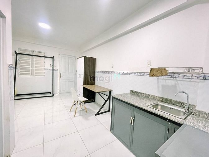 Hình ảnh Studio NỘI THẤT đầy đủ đối diện ETOWN 2