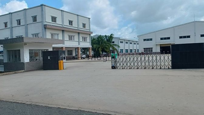Hình ảnh Đất chính chủ 450m2(15x30) MT đường 16m Sát KCN, thổ cư 100%,SHR 1ty3