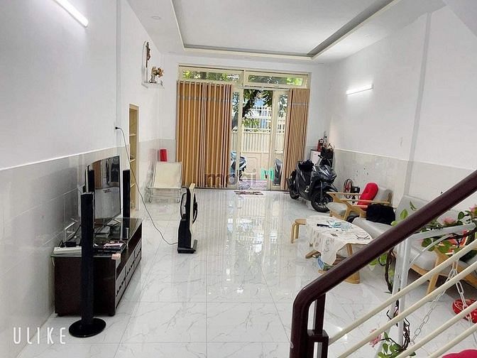 Hình ảnh Chỉ 1 tỷ 8 có ngay nhà 2 tầng- 50m2  Đồng Đen tân bình