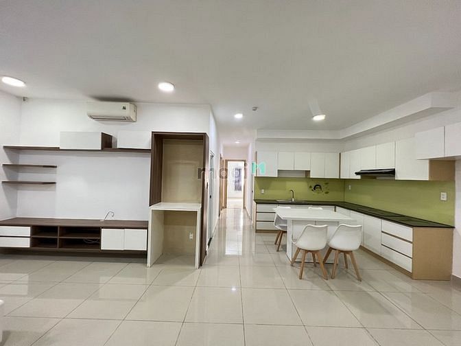 Hình ảnh Oriental Plaza, 106m2, 3pn2wc, sẵn nội thất cho thuê chỉ 14tr/th