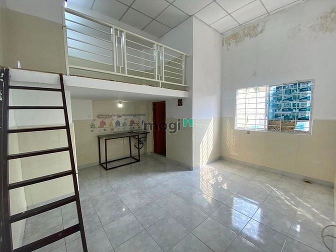 Hình ảnh Phòng Trọ Full Nội Thất - Hòa Bình - Lũy Bán Bích