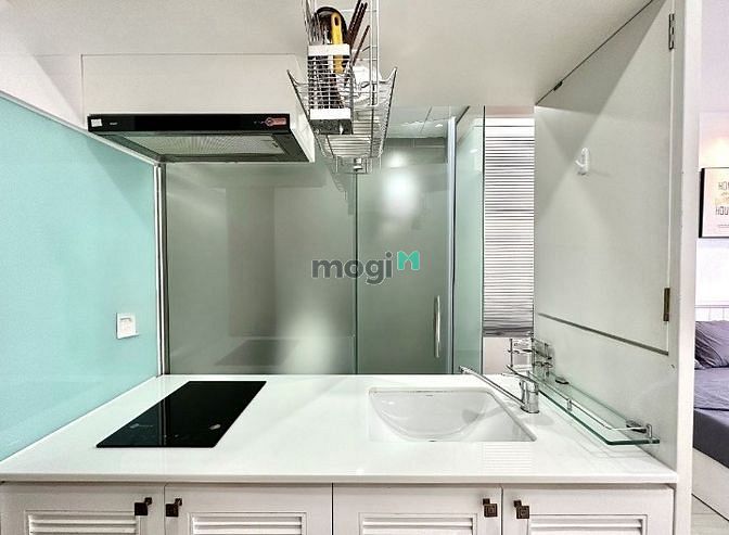 Hình ảnh Studio bancon full nội thất gần Crescent Mall quận 7