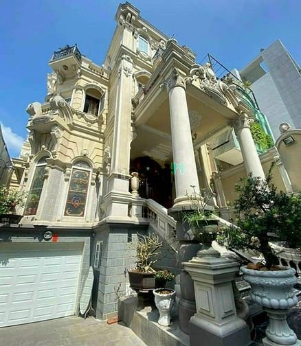 Hình ảnh Biệt thự Cách Mạng Tháng 8, 10x27m, H-5 tầng, 65 tỷ