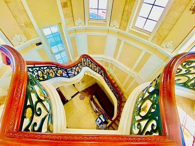 Hình ảnh Biệt thự Cách Mạng Tháng 8, 10x27m, H-5 tầng, 65 tỷ