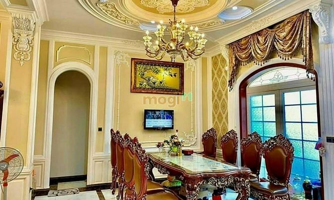 Hình ảnh Biệt thự Cách Mạng Tháng 8, 10x27m, H-5 tầng, 65 tỷ