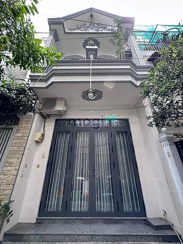 Hình ảnh Nhà mới đẹp, hơn 80m2, hẻm xe hơi, nội thất cao cấp, khu dân trí cao.