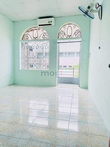 Hình ảnh Nhà mới đẹp, hơn 80m2, hẻm xe hơi, nội thất cao cấp, khu dân trí cao.