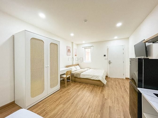 Hình ảnh 1 Phòng Ngủ Cửa Sổ Lớn Bancol Máy Giặt Riêng