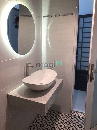 Hình ảnh CHDV 2PN - Ban Công - Duplex Quận 1