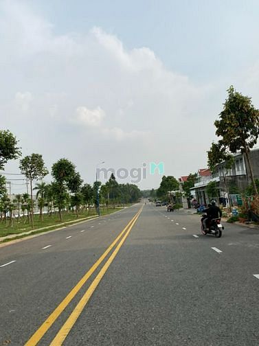 Hình ảnh Ngân hàng dí nên bán lô đất sào gần chợ để trả nợ GIÁ 750TR 2500M2 SHR