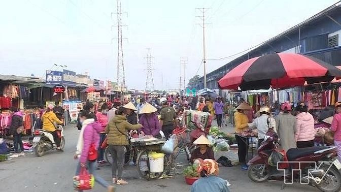 Hình ảnh Ngân hàng dí nên bán lô đất sào gần chợ để trả nợ GIÁ 750TR 2500M2 SHR