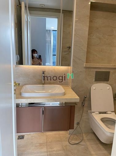 Hình ảnh Mb6623 nạp rút nhanh chóng Vinhomes Golden River cho thuê - Sự lựa chọn hoàn hảo