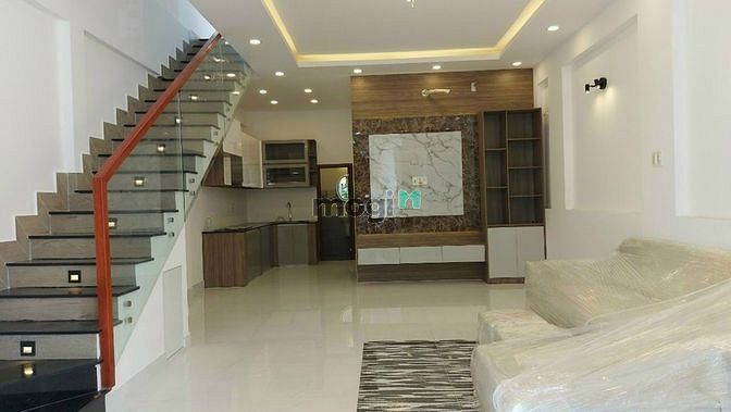Hình ảnh Đi định cư nước ngoài nên cần BÁN NHÀ GẤP giá 3tỷ890 (Dtsd: 64m2)
